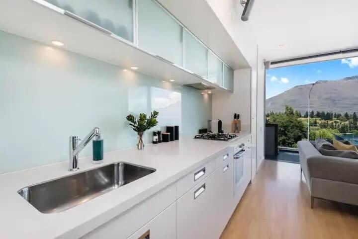 Luxury Lakeview 2 Bedroom Apartment Queenstown Zewnętrze zdjęcie